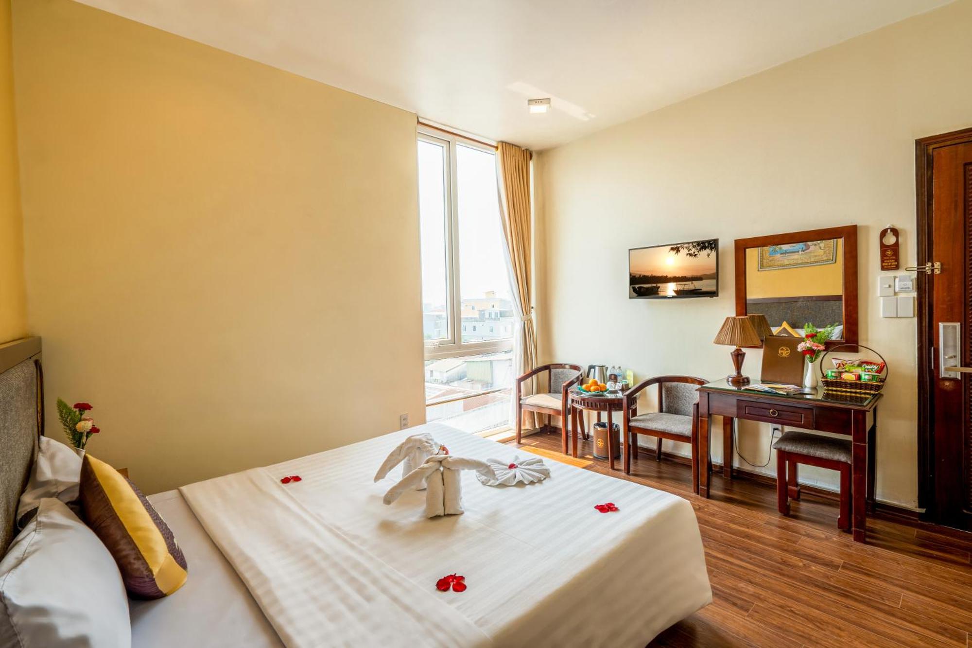 Thanh Lich Hue Hotel Room photo