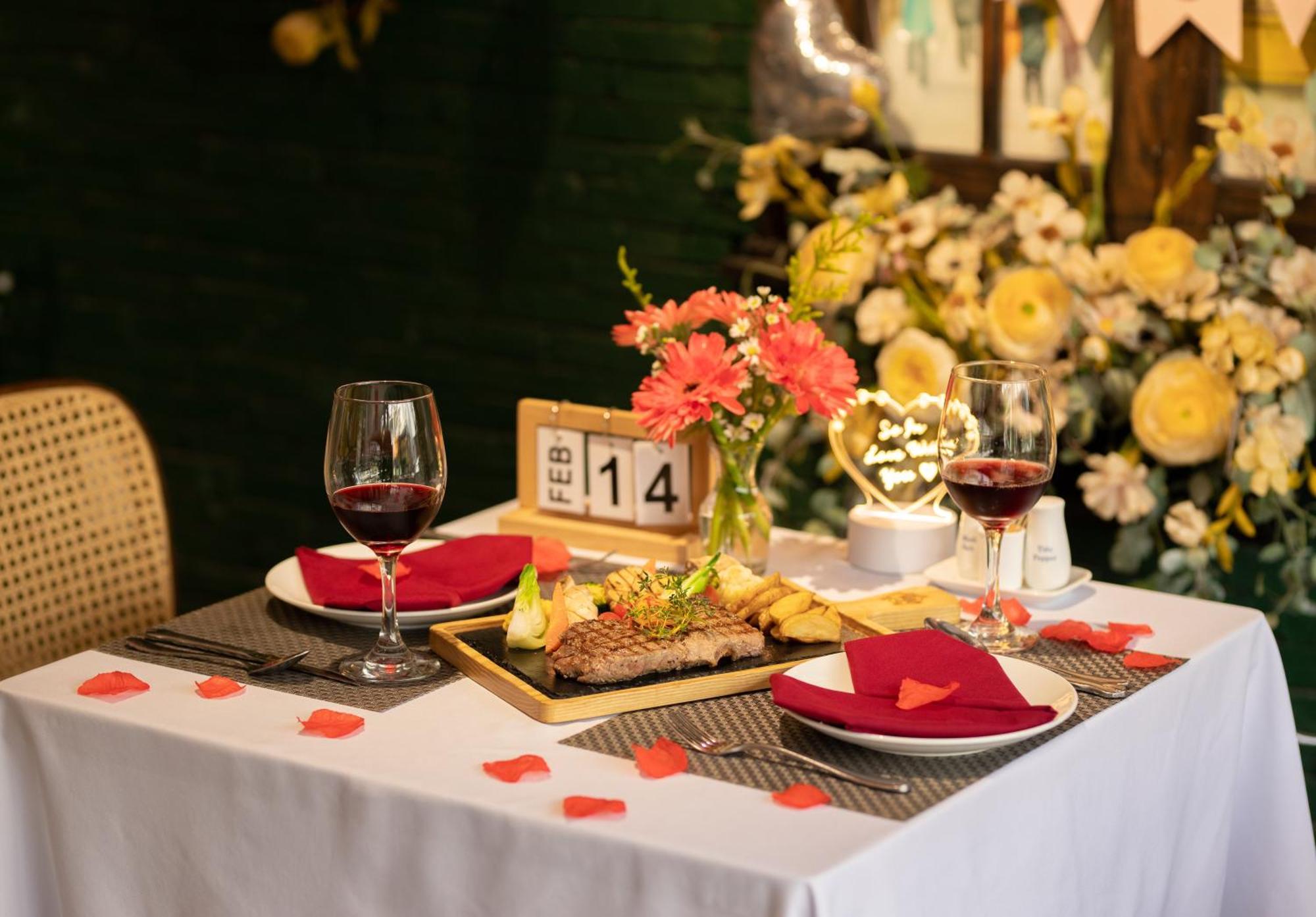 Thanh Lich Hue Hotel Exterior photo