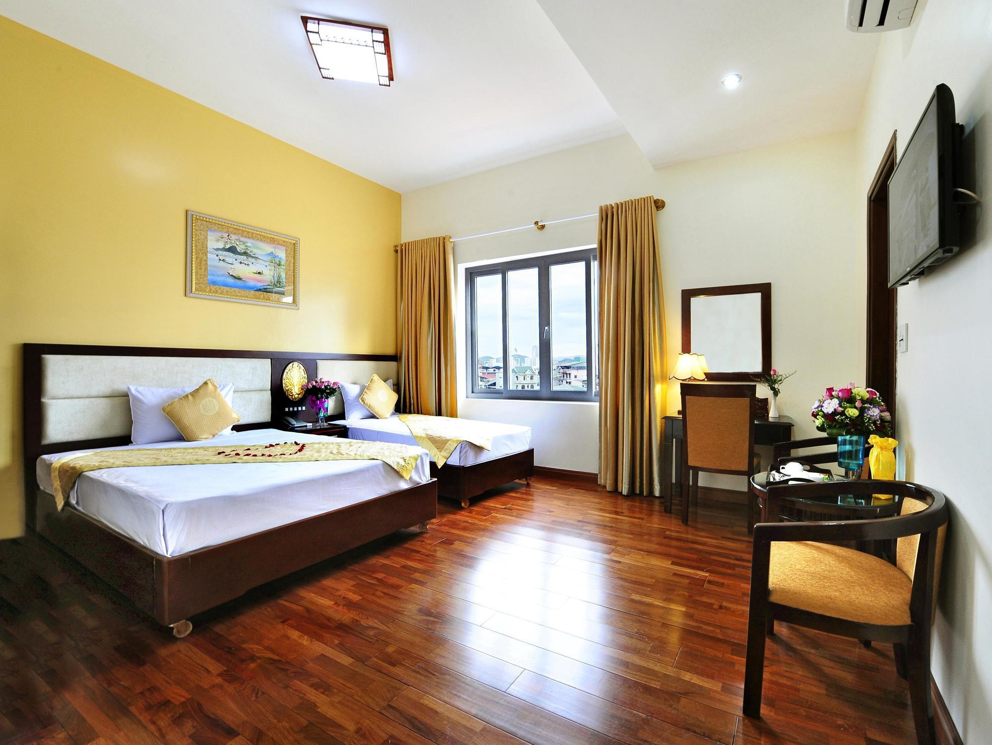 Thanh Lich Hue Hotel Exterior photo